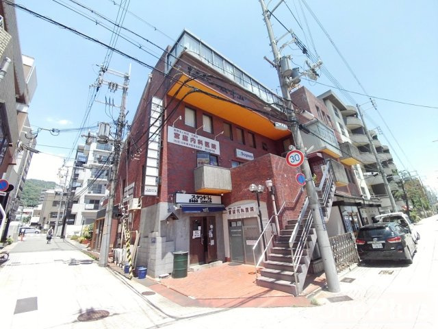 ポコアポコ本山ハウスの外観