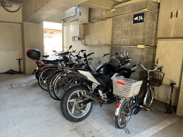 ルークレジデンス姫路Ⅲの駐車場