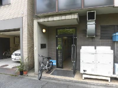 ファーストコート七条烏丸のエントランス|北側入口