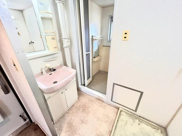 【独立洗面台】 | 名谷18団地75号棟