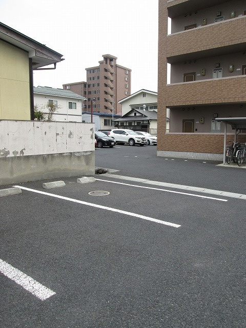 パラディーゾ木の実町の駐車場|駐車場