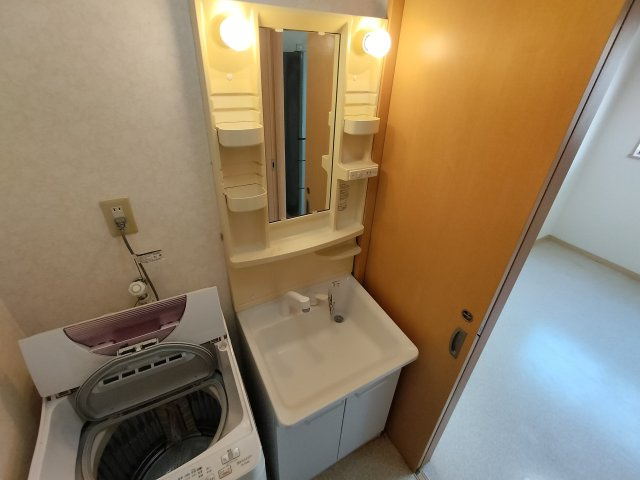 ソレジオ幸子二番館の独立洗面台|朝の身支度には欠かせない独立洗面化粧台