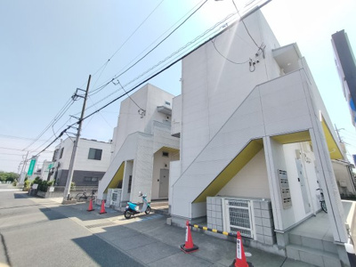 【外観】 | アップライト | 外観もきれいです