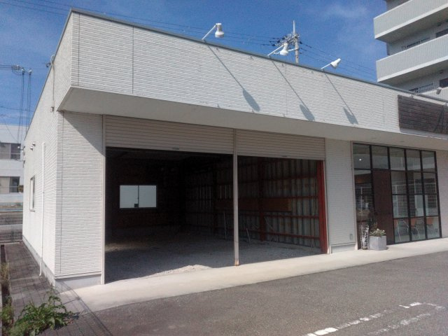 西脇市上野テナントの外観