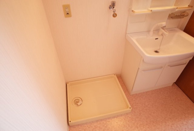 【設備】 | H・Tハイライズ | 洗濯機置き場