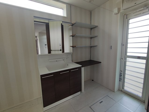 【独立洗面台】の画像