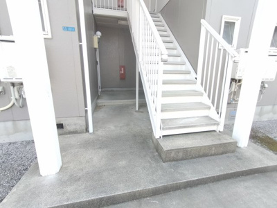 【エントランス】 | バーリーハウスA