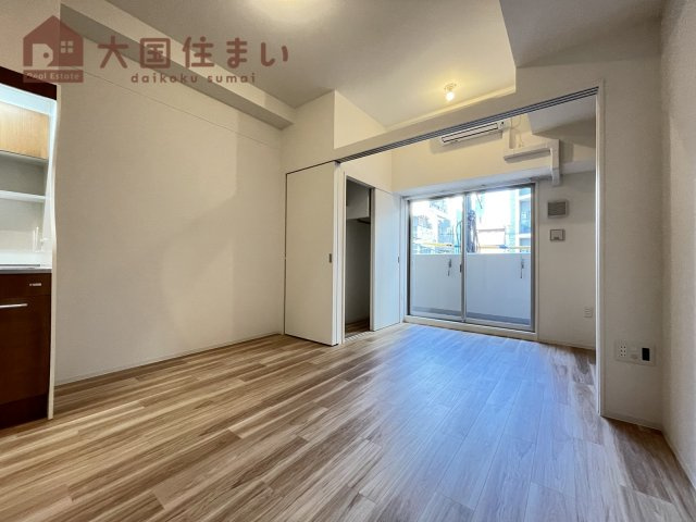 【寝室】 | セレニテ桜川駅前プリエ