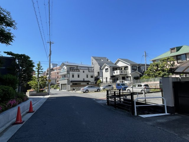 山本モータープール