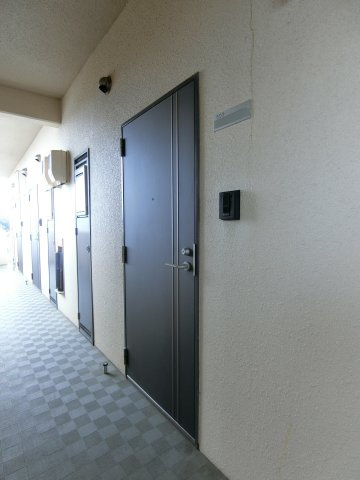 フェアリーコート博労町の玄関|イメージ503号室の写真