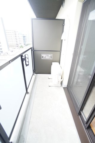 【バルコニー】 | AGREVE | ※同物件・反転タイプの写真です。