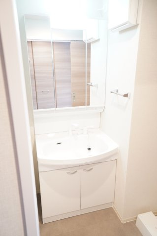 【独立洗面台】 | AGREVE | ※同物件・反転タイプの写真です。