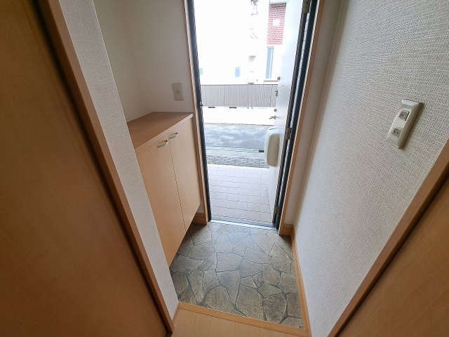 ピュアコート甲子園の玄関