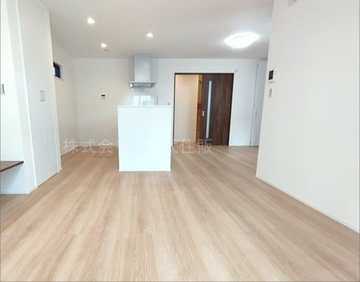 【居間・リビング】 | 川越市南大塚　全10棟　3号棟 | 開放感があり日当たり良好です