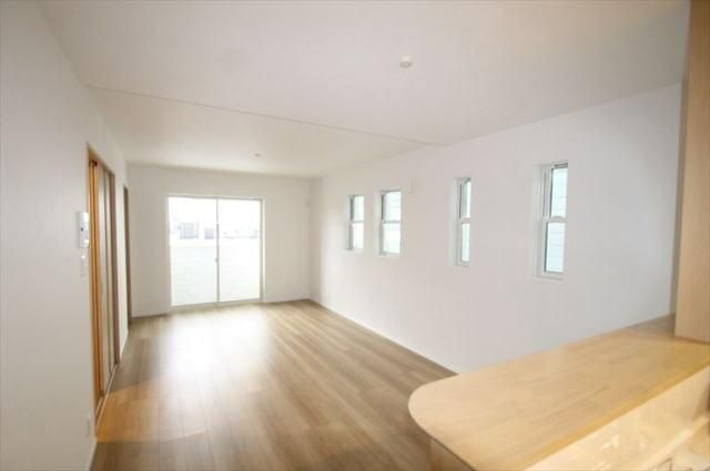 羽曳野市野々上５丁目の一棟アパートの居間・リビング