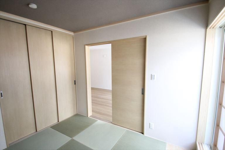 羽曳野市野々上５丁目の一棟アパートの和室