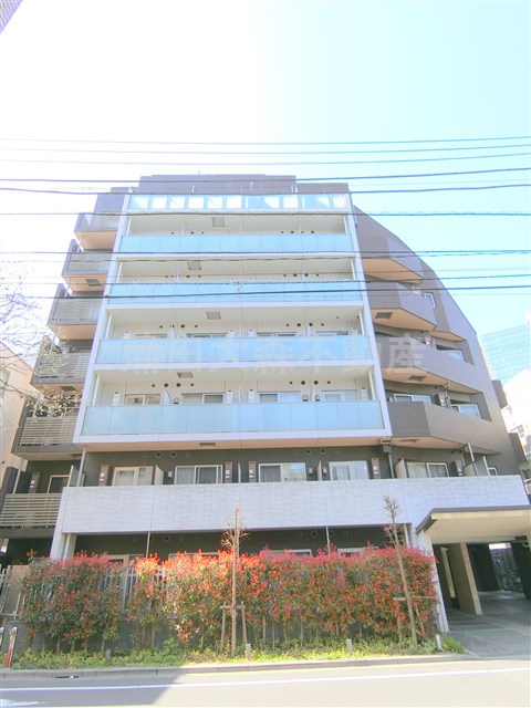 スカイコート蒲田壱番館の外観|2011年9月築　RC鉄筋コンクリート造地上8階建て1K～1LDK総戸数56戸の人気分譲賃貸マンション　東京都大田区蒲田4丁目　JR京浜東北線蒲田駅と京急本線京急蒲田駅利用可能な立地がポイント！