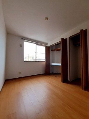 【居間・リビング】 | ラフィーネＡ棟