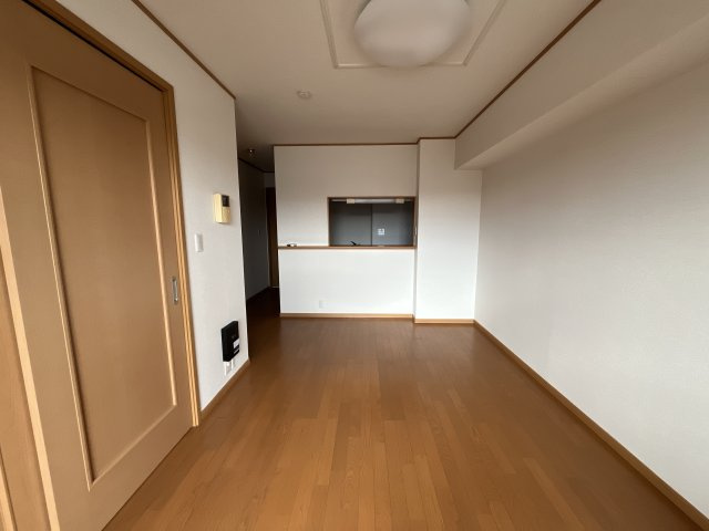 メゾンプラースⅡの居間・リビング