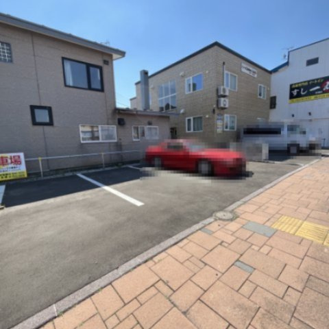 コーポ サザンクロスⅡの駐車場