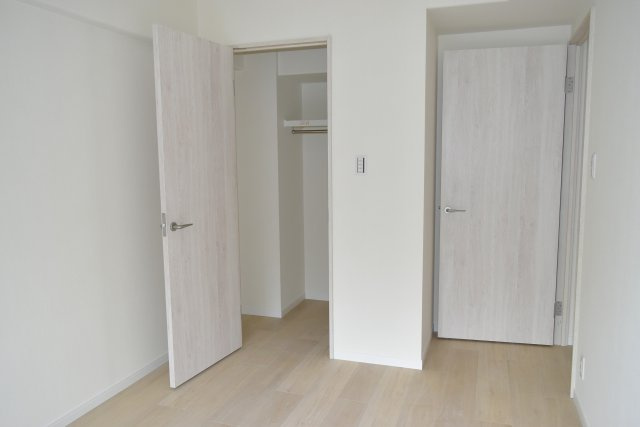 小平市小川町１丁目の中古マンションの収納