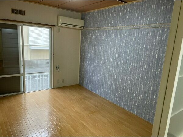 ビューラー藤I　　刈谷市近郊の賃貸はクラスホーム刈谷店の居間・リビング