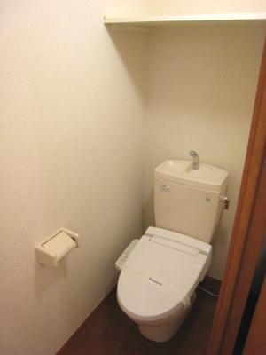 【トイレ】 | ベンデュール | バストイレ別。温水洗浄便座付き