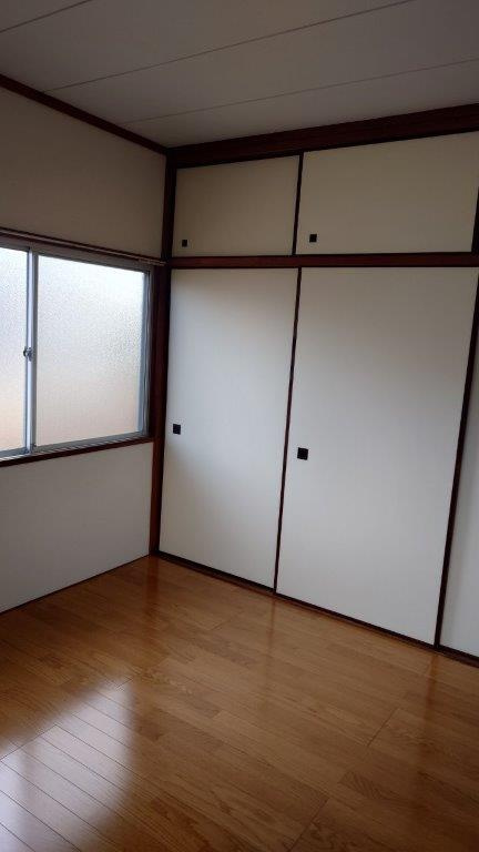 富岡貸家の居間・リビング