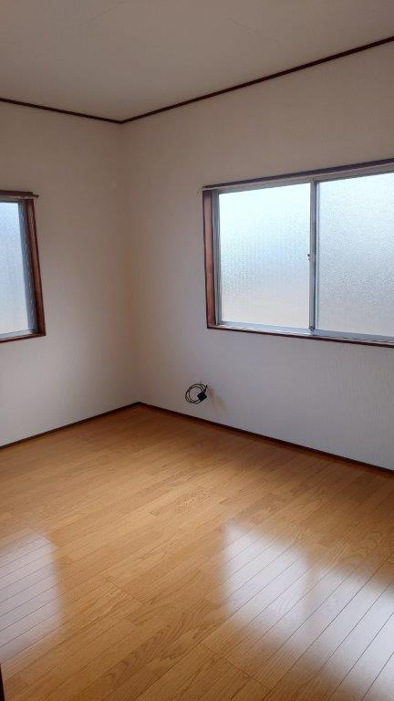 富岡貸家の居間・リビング