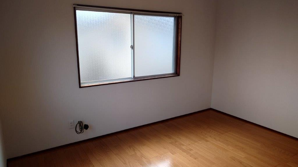 富岡貸家の居間・リビング