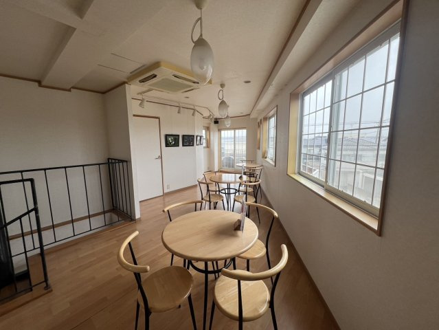東町荒井　貸店舗のロビー