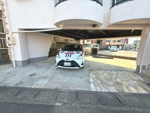 東町荒井　貸店舗のエントランス