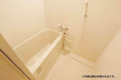 【浴室】 | スマイルグラート吉塚 | 別号室の写真になります。現況優先。