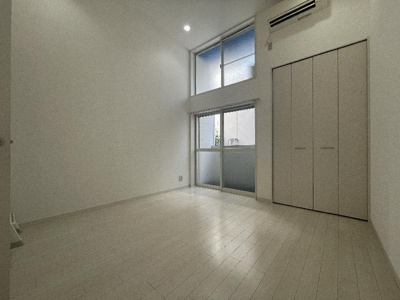 【居間・リビング】 | シキタトゥーリ２ | 別号室の写真になります。現況優先。