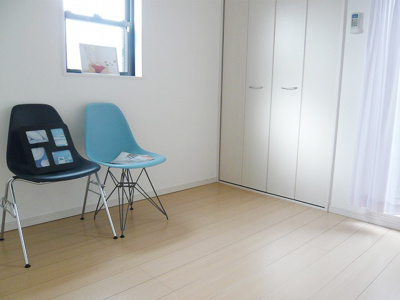 【居間・リビング】 | プレジール吉塚 | 別号室の写真になります。現況優先。