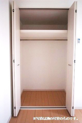 【収納】 | プレジール吉塚 | 別号室の写真になります。現況優先。