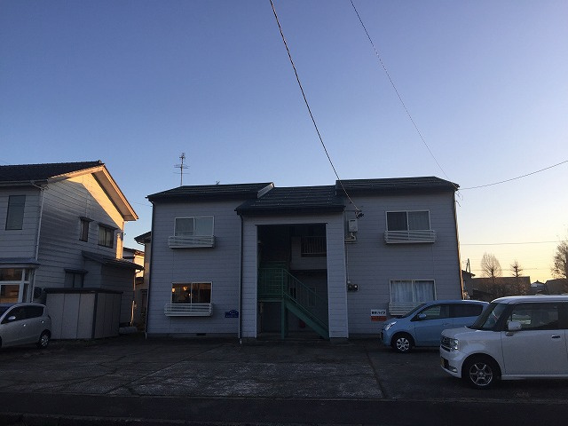 関本ハイツの外観