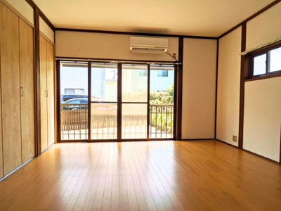 【洋室】 | 泉マンション