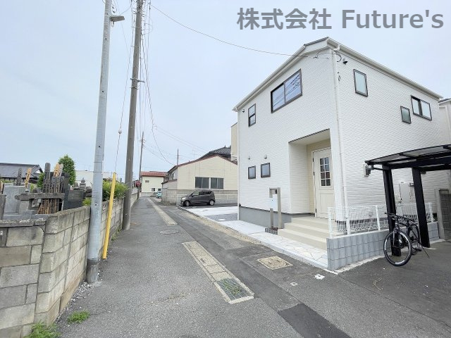 三郷市彦沢1丁目　新築戸建　全3棟　1号棟の前面道路含む現地写真|前面道路含む現地写真です。