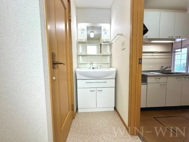 セイバリーヒルの独立洗面台