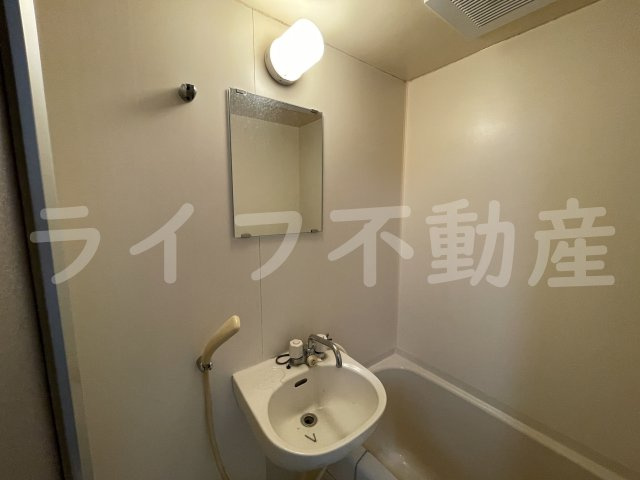 ハイツ富士パートⅡの独立洗面台|独立洗面化粧台が付いています