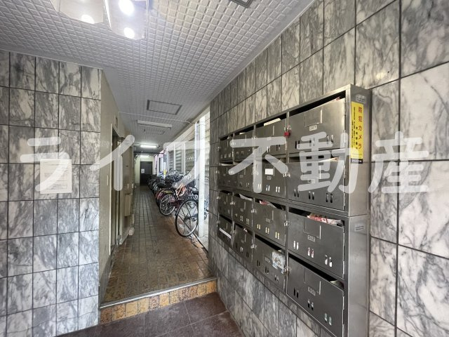ハイツ富士パートⅡのエントランス|清潔なエントランスです