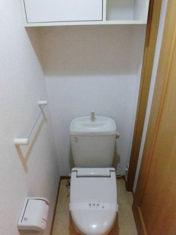 三木市加佐のアパートのトイレ