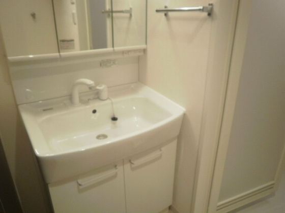 プランドール高社の独立洗面台