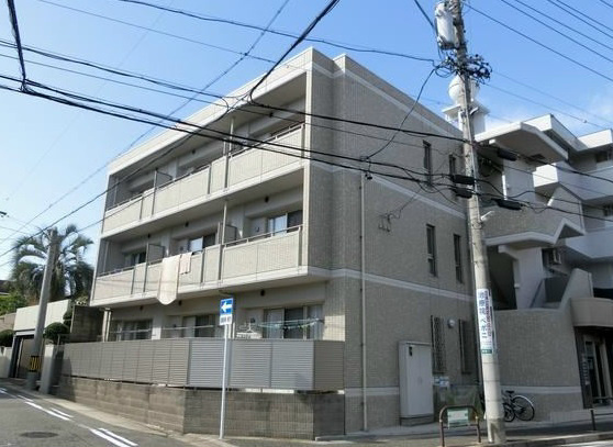 プランドール高社の外観