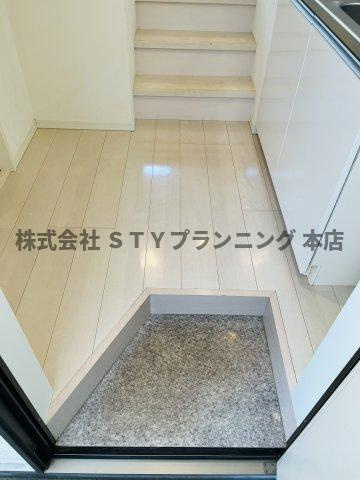 仲介手数料0円！カトルセゾン彩の玄関