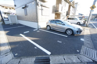 【駐車場】