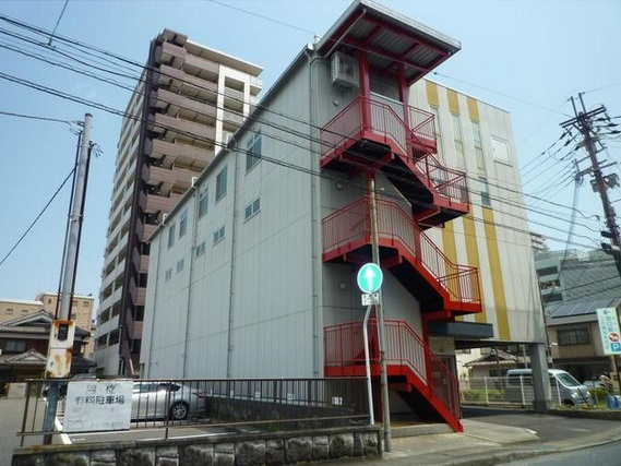 大津市浜大津３丁目の事務所