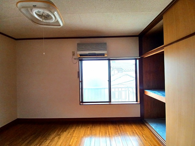 コーポ辻の洋室