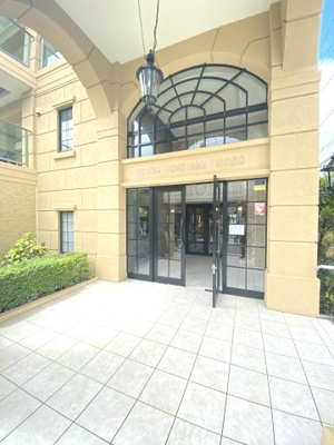 【エントランス】 | ヴェレーナ横浜磯子 | エントランス部分です。